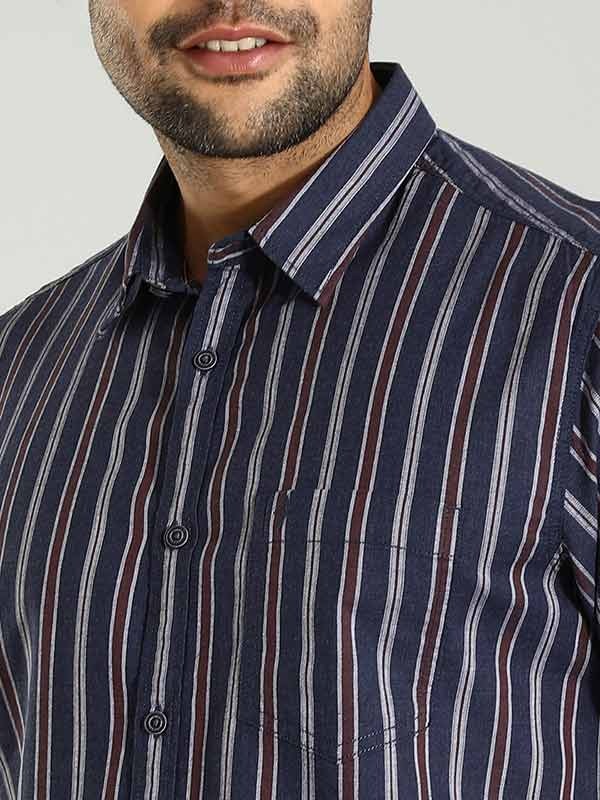 Indian Terrain Men's Regular Fit Half Sleeve Striped Navy Shirt